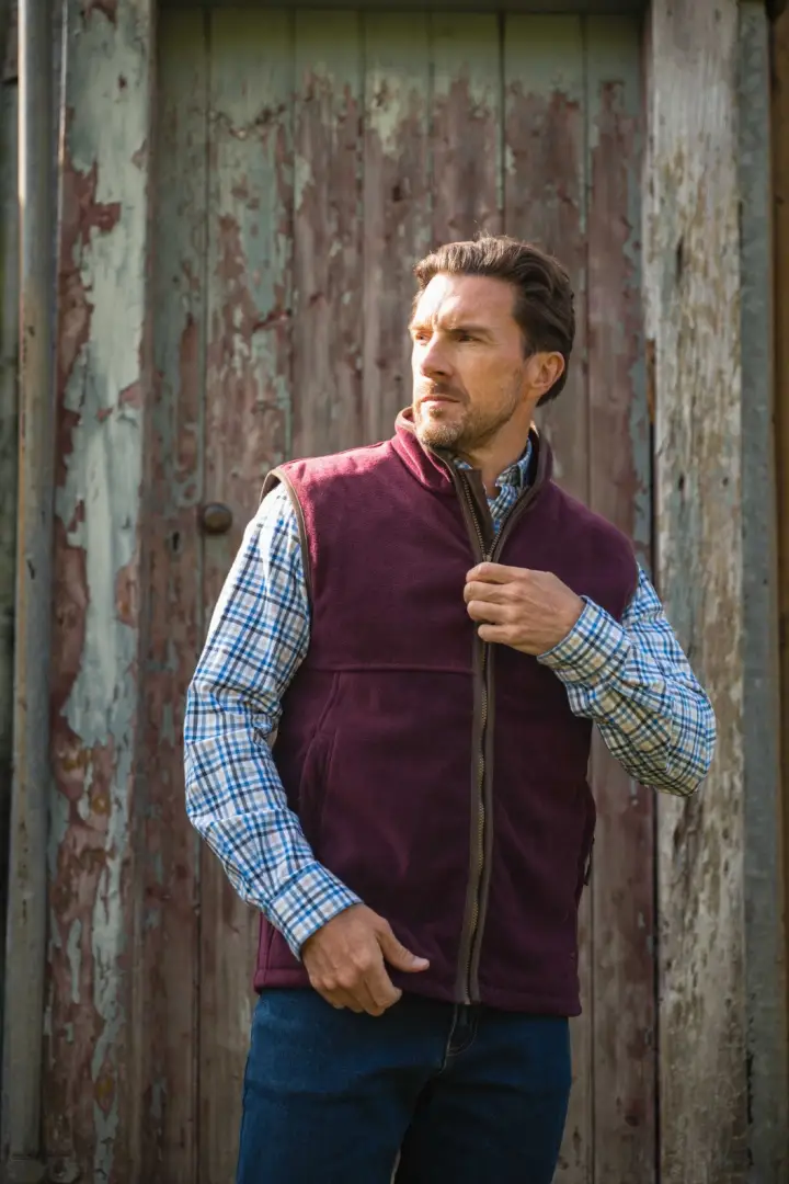 Hoggs of Fife Stenton Technical Fleece Gilet - Image 2