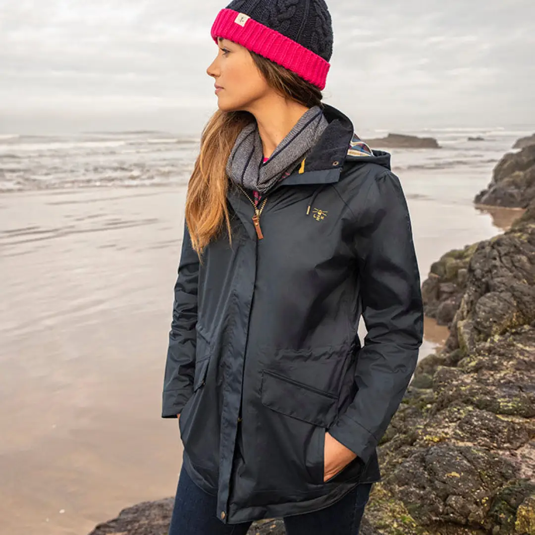 Lighthouse Kendal Raincoat - Image 5