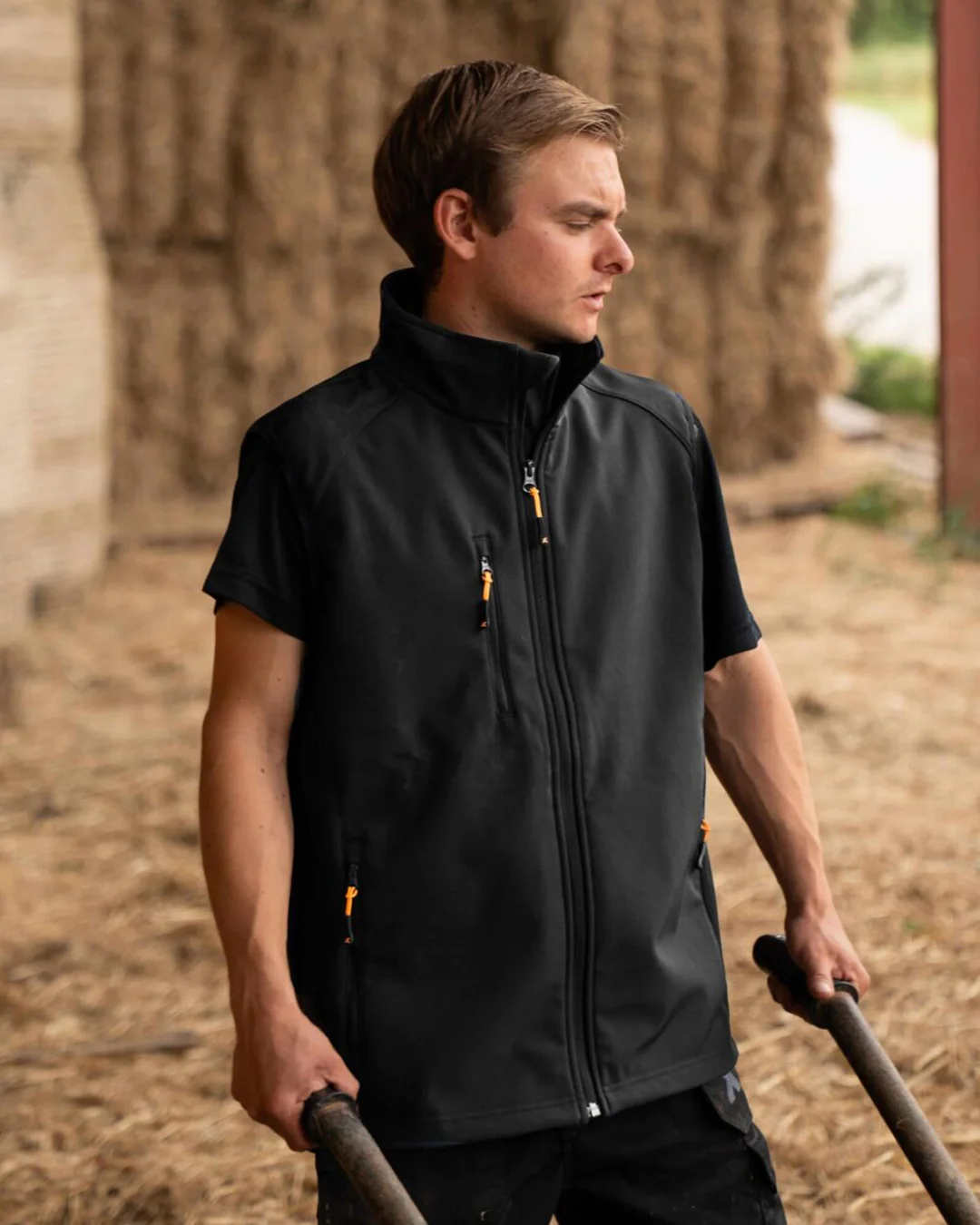 Xpert Core Softshell Bodywarmer - Image 2